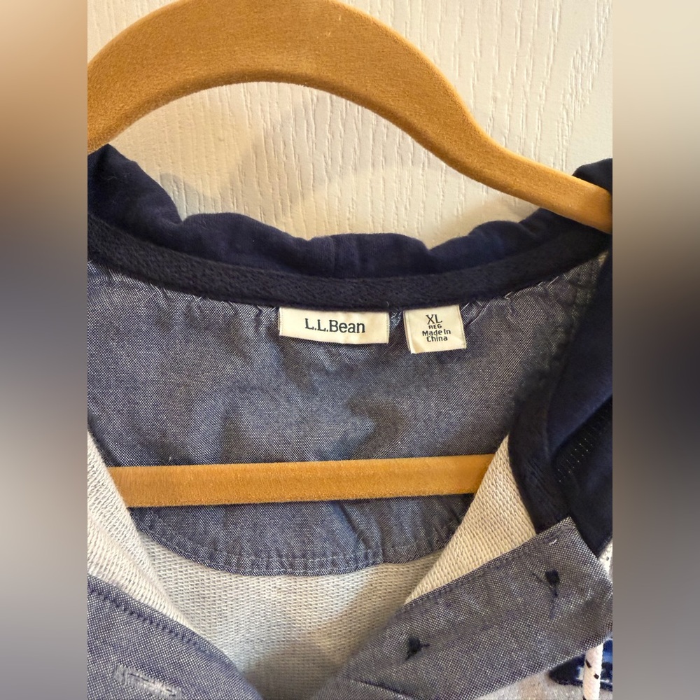 L.L. Bean Gray Hoodie with Navy Lining - Picture 4 of 7